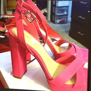 GIANNI. BINI.  BEAUTIFUL. SHOES